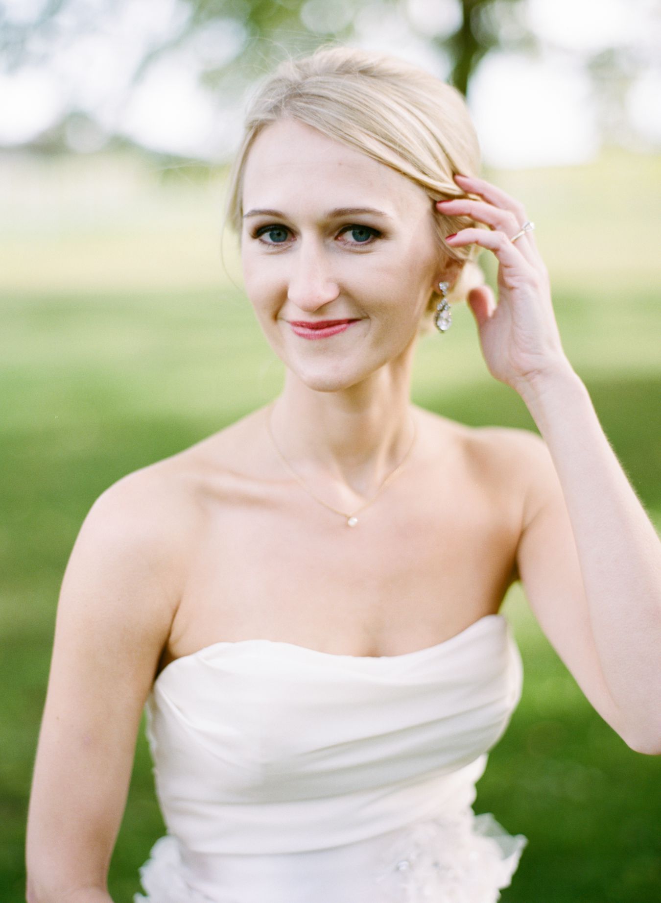 Kristyn Taylor Makeup Artist | Leland Vineyard Wedding Photography | Aurora Cellars | Sincerely, Ginger Event Design & Production | Cory Weber Photography